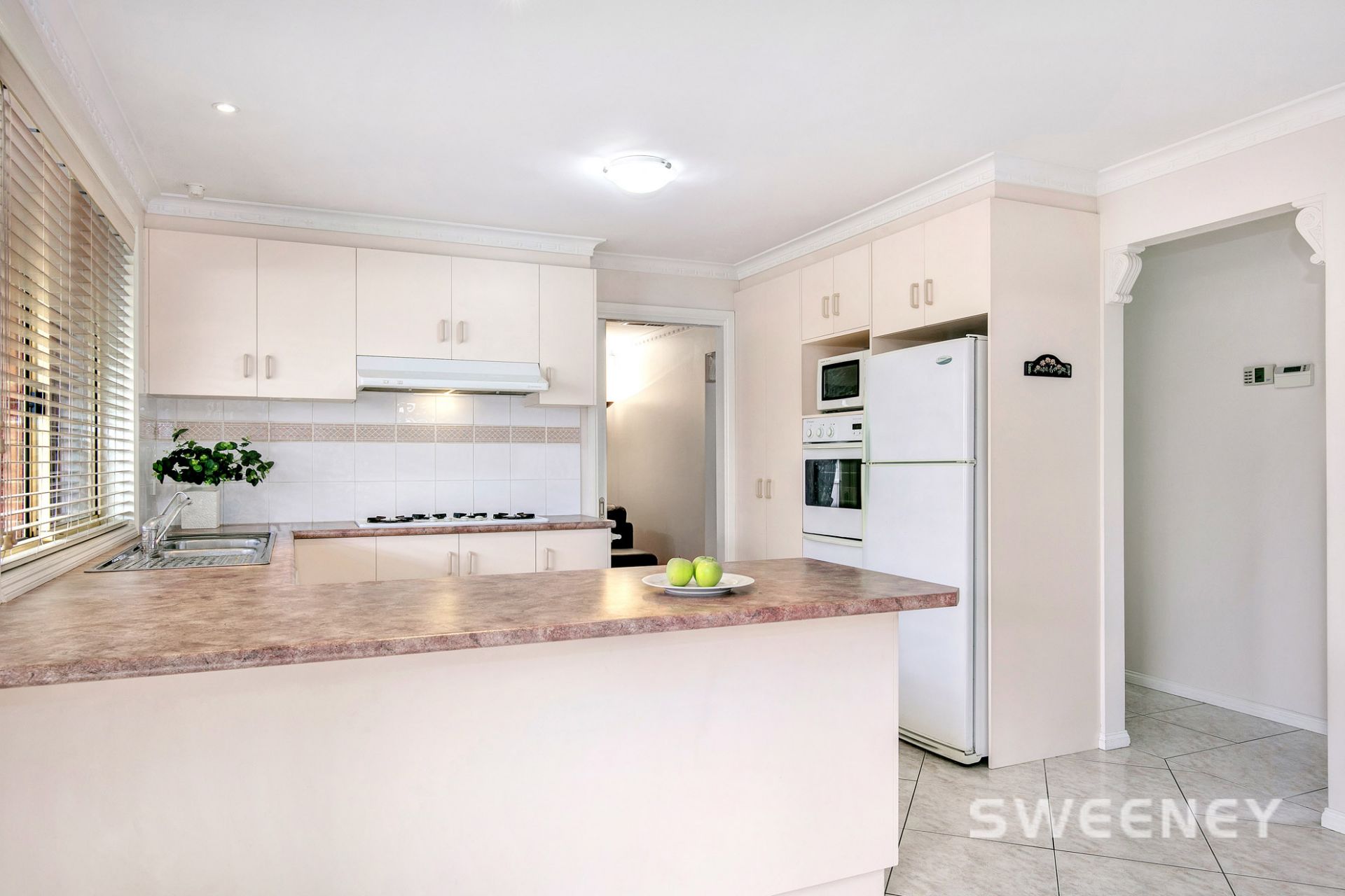 63 Henry Drive, Altona Meadows - Thumbnail 7