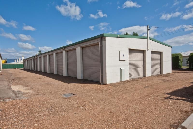 1 Frederick Street Storage Sheds Singleton , NSW 2330 Retail For