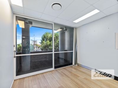 FUNCTIONAL OFFICE ALONG ABBOTSFORD ROAD!