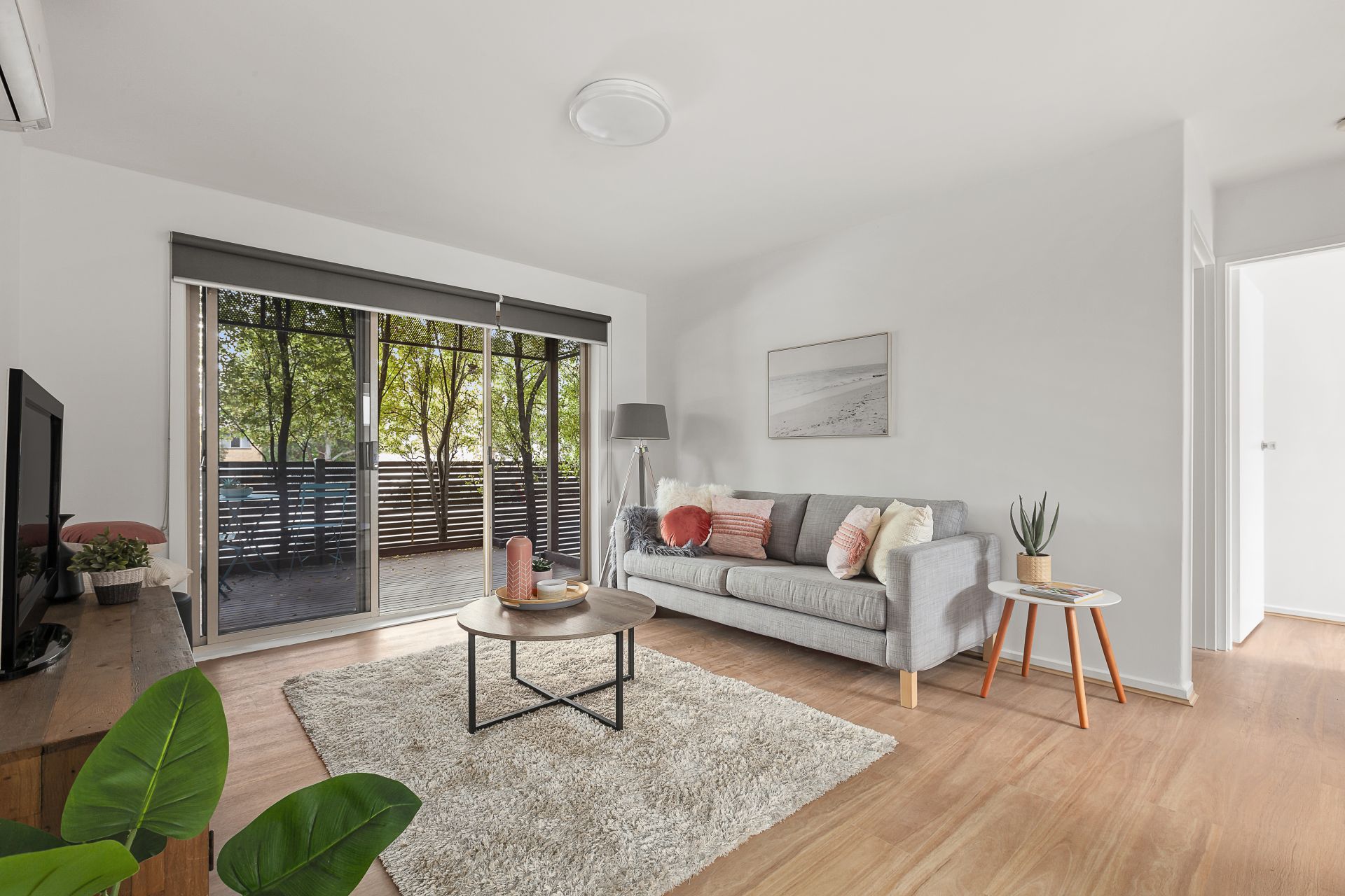 Real Estate For Sale 3/22 Smith Street Thornbury , VIC