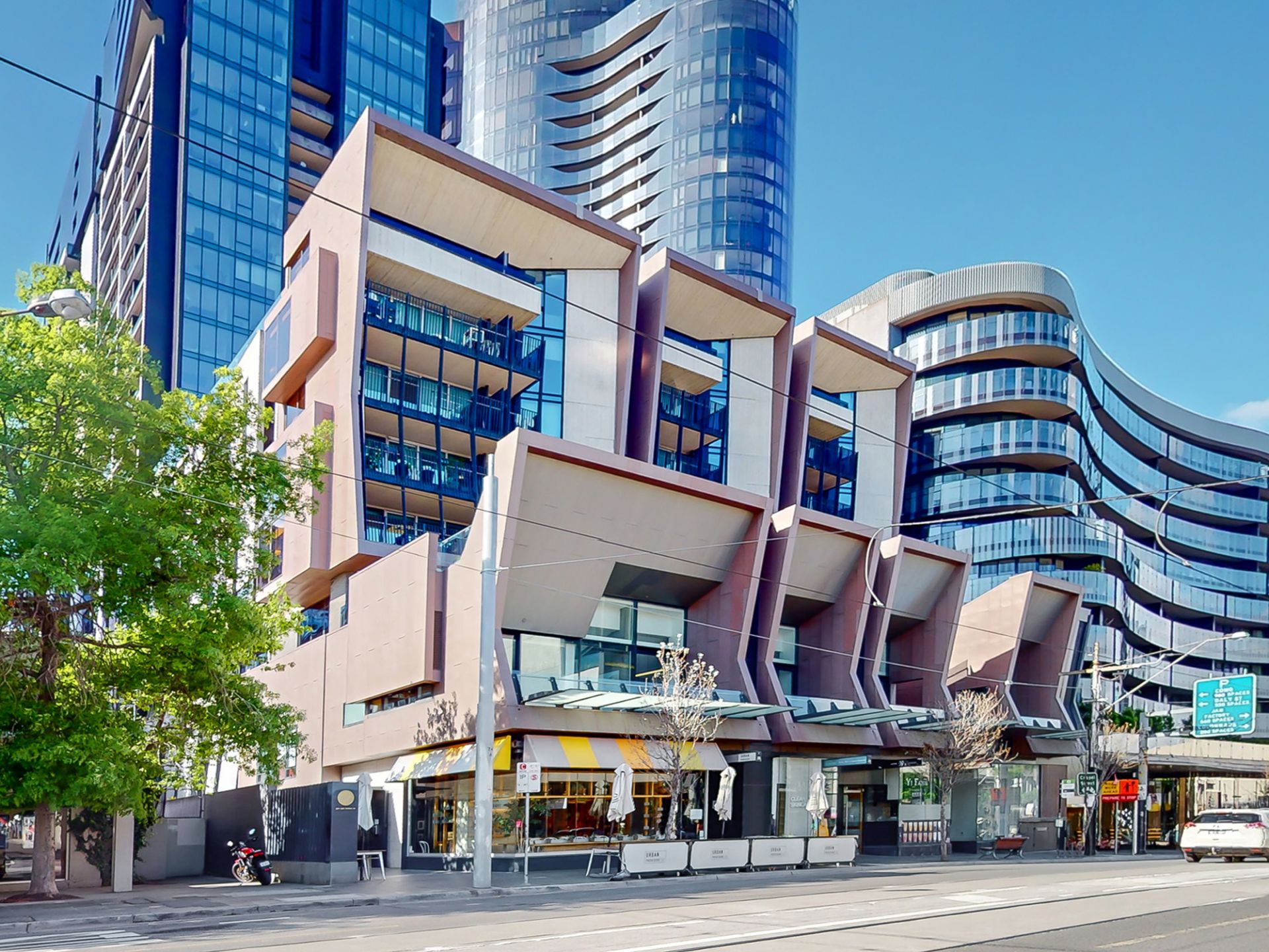 409/229 Toorak Road, South Yarra - Thumbnail 2
