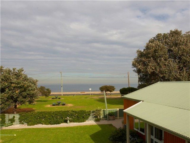 44 Queen Street, Altona - Thumbnail 2