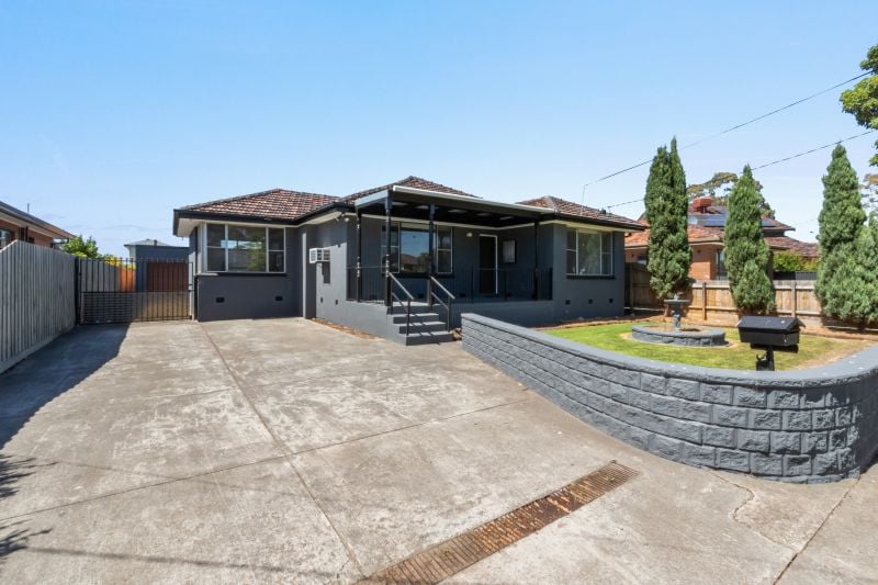 4 Bedwell Street, Reservoir