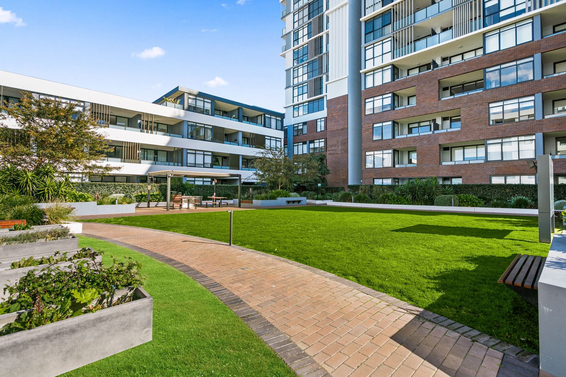 209/35 Flora Street Kirrawee NSW, Kirrawee - Thumbnail 5