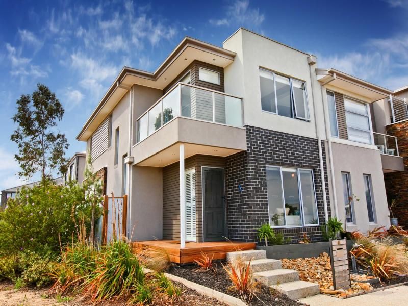 44 Warner Way, Caroline Springs - Thumbnail 2