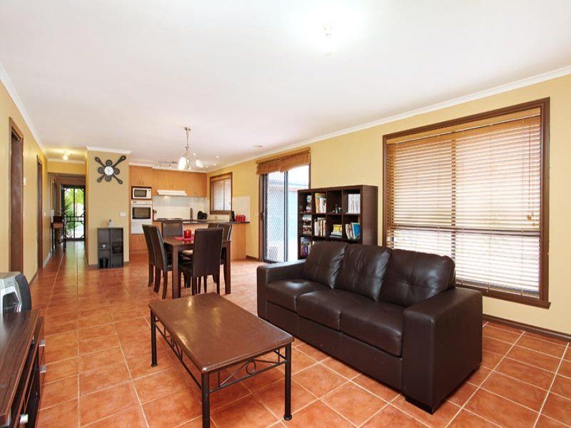 57 Timele Drive, Hillside - Thumbnail 7