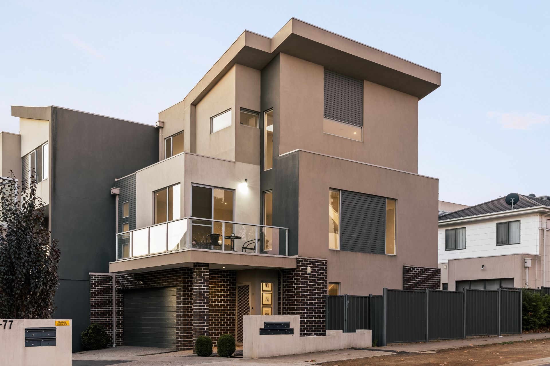 18/69-77 Lancefield Drive, Caroline Springs - Thumbnail 2