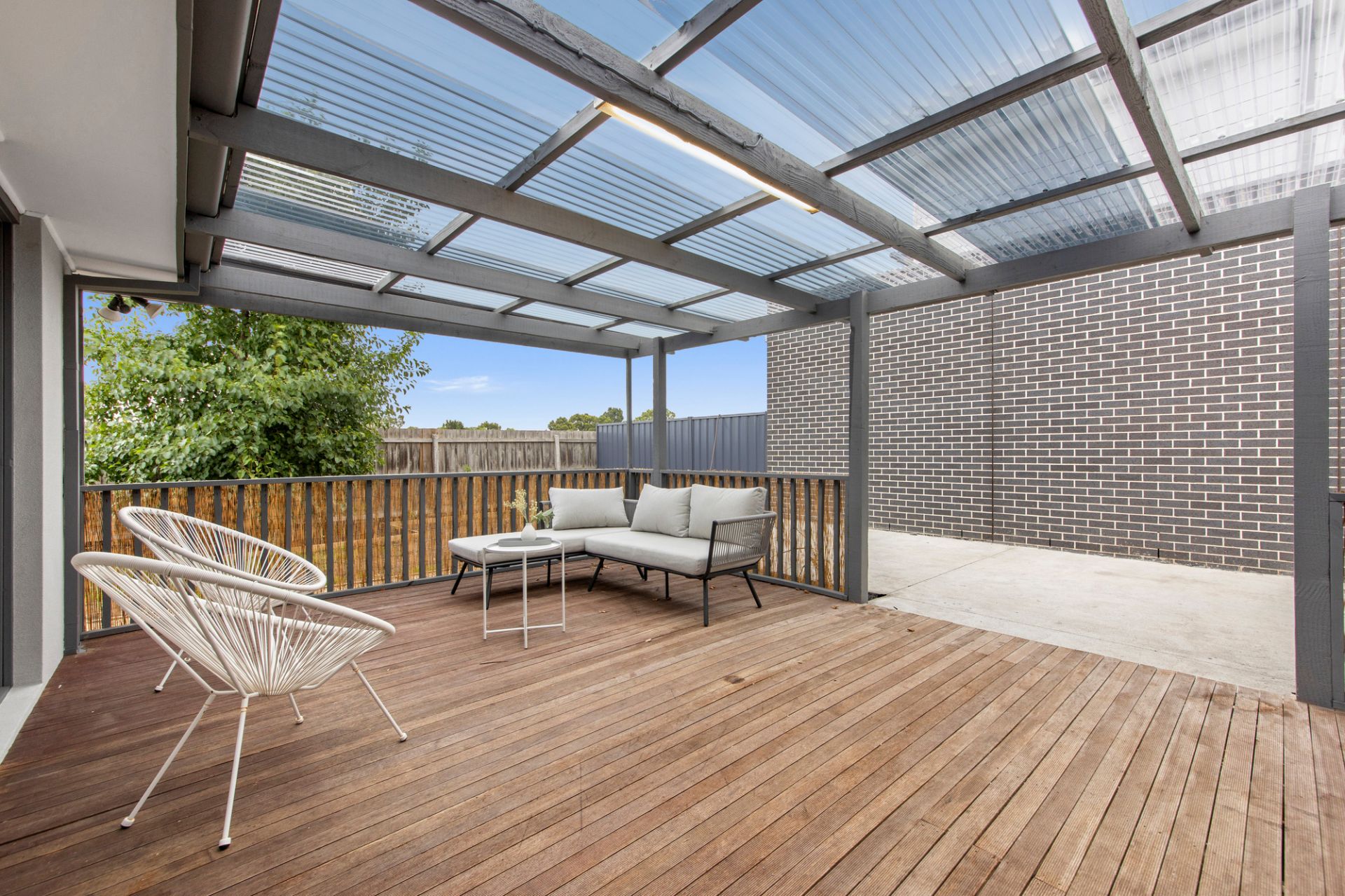 Chic and Modern Family Living Awaits!
