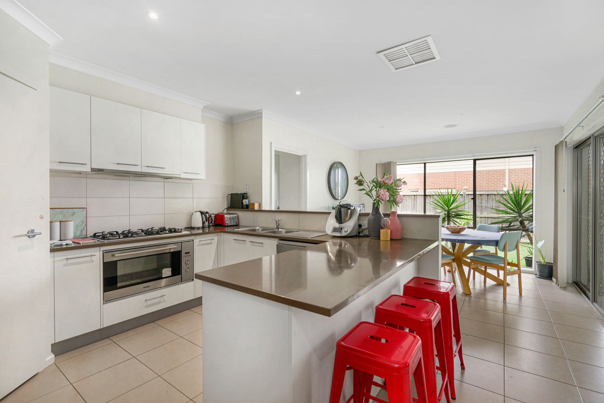 19 Goldwood Drive Alfredton VIC, Alfredton - Thumbnail 5