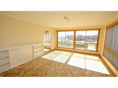 3
 
 
 
  
 
 
 1
 
 
 
  
 
 
 2
 
 
 
 
 
 
 
 6 Thomas Street, ULVERSTONE TAS 7315, Ulverstone - Thumbnail 6