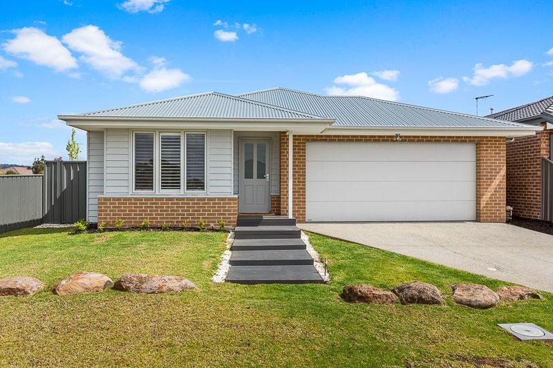 10 Aranar Court, Bacchus Marsh - Thumbnail 2