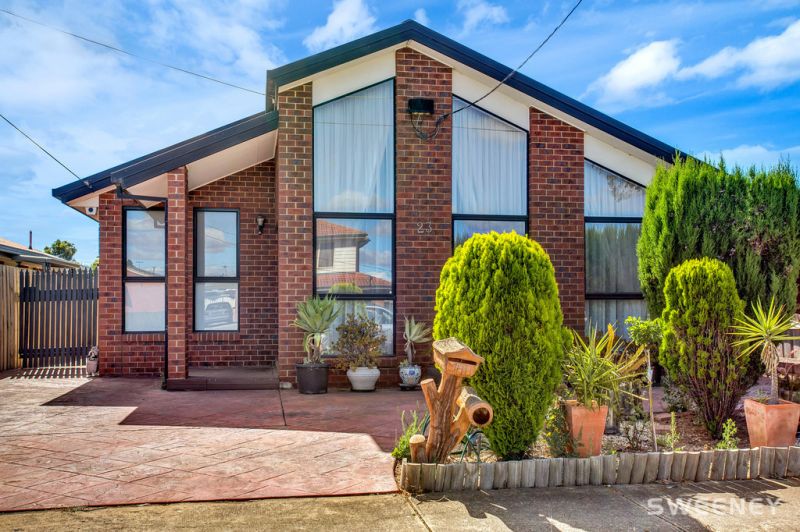23 Southwick Boulevard, Altona Meadows - Thumbnail 2