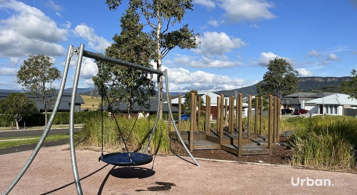 Huntley 4 Foundation Avenue