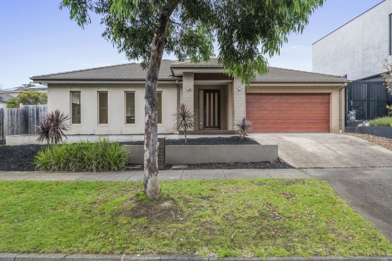 111 Queens Gardens, Bundoora