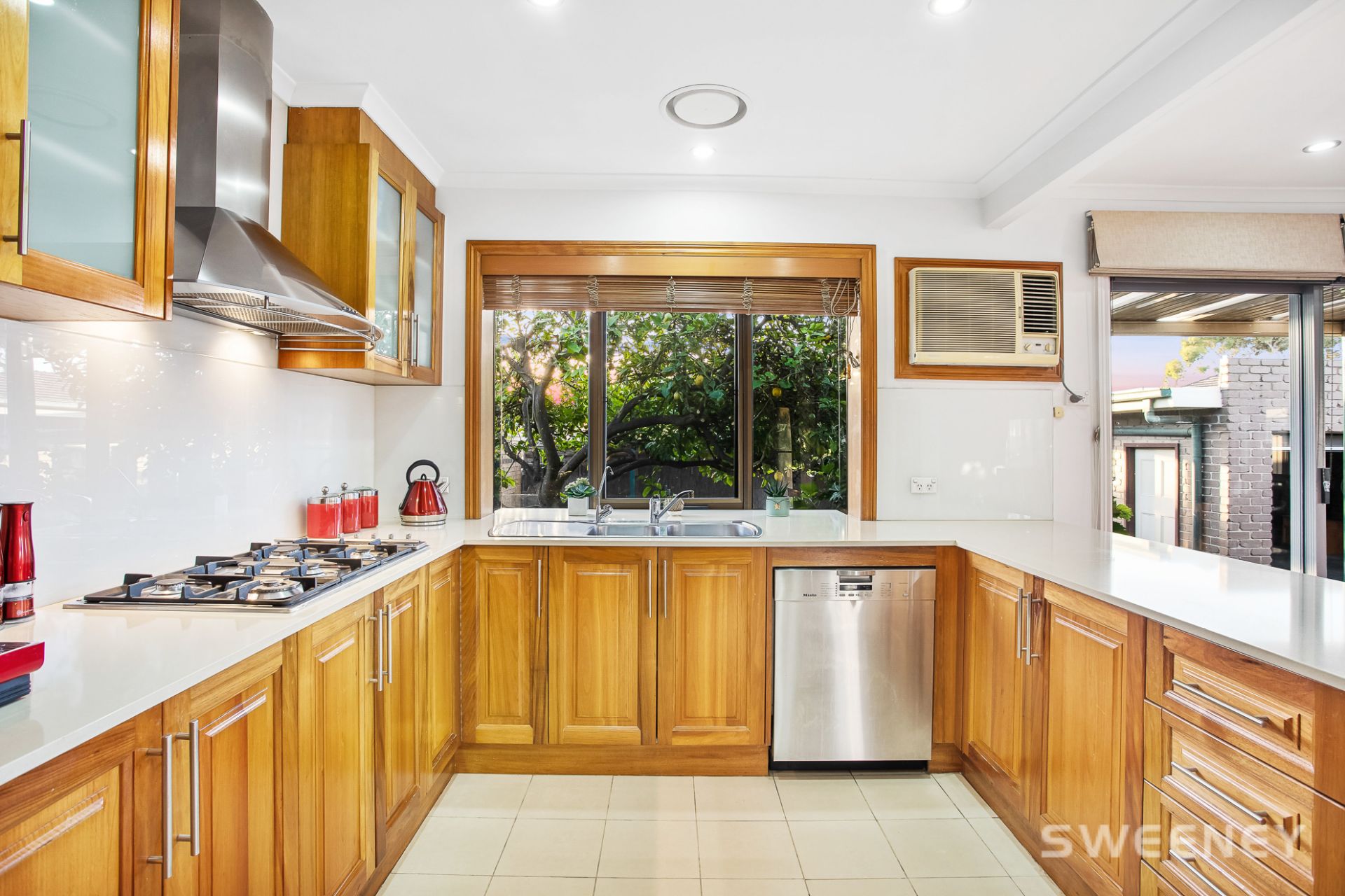 6 Craig Court, Altona North - Thumbnail 3