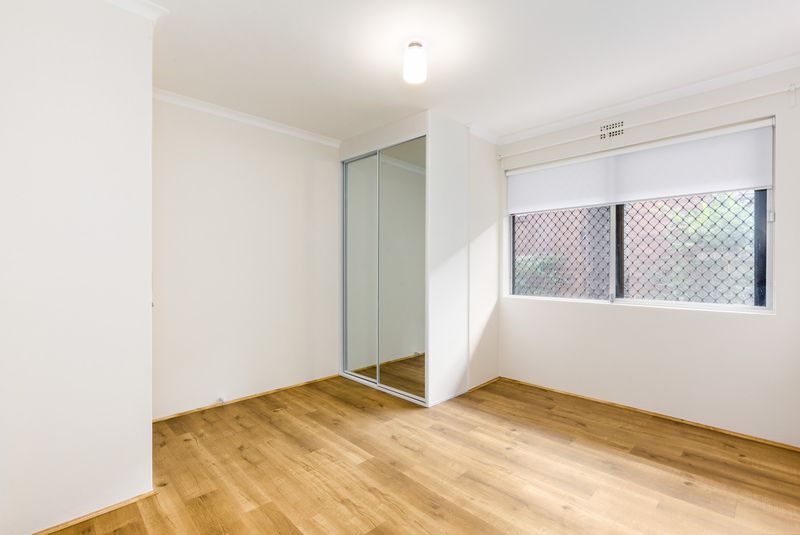 FULLY RENOVATED TWO BEDROOM APARTMENT