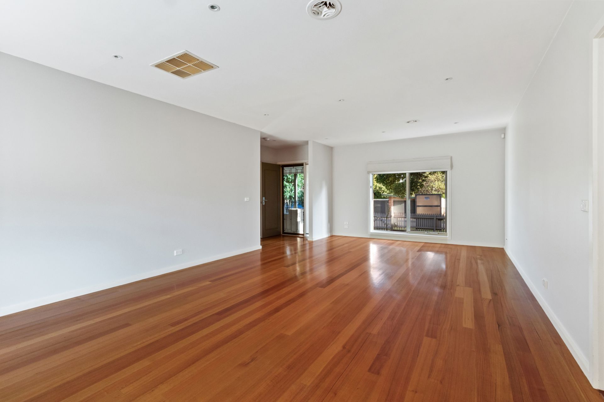 Spacious townhouse