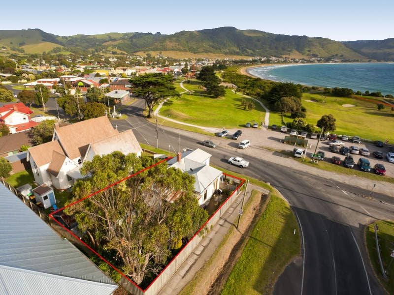 21-23 Nelson Street, Apollo Bay - Thumbnail 3