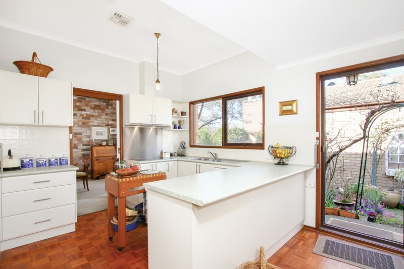 2/79 Collings Street, Pearce - Thumbnail 5
