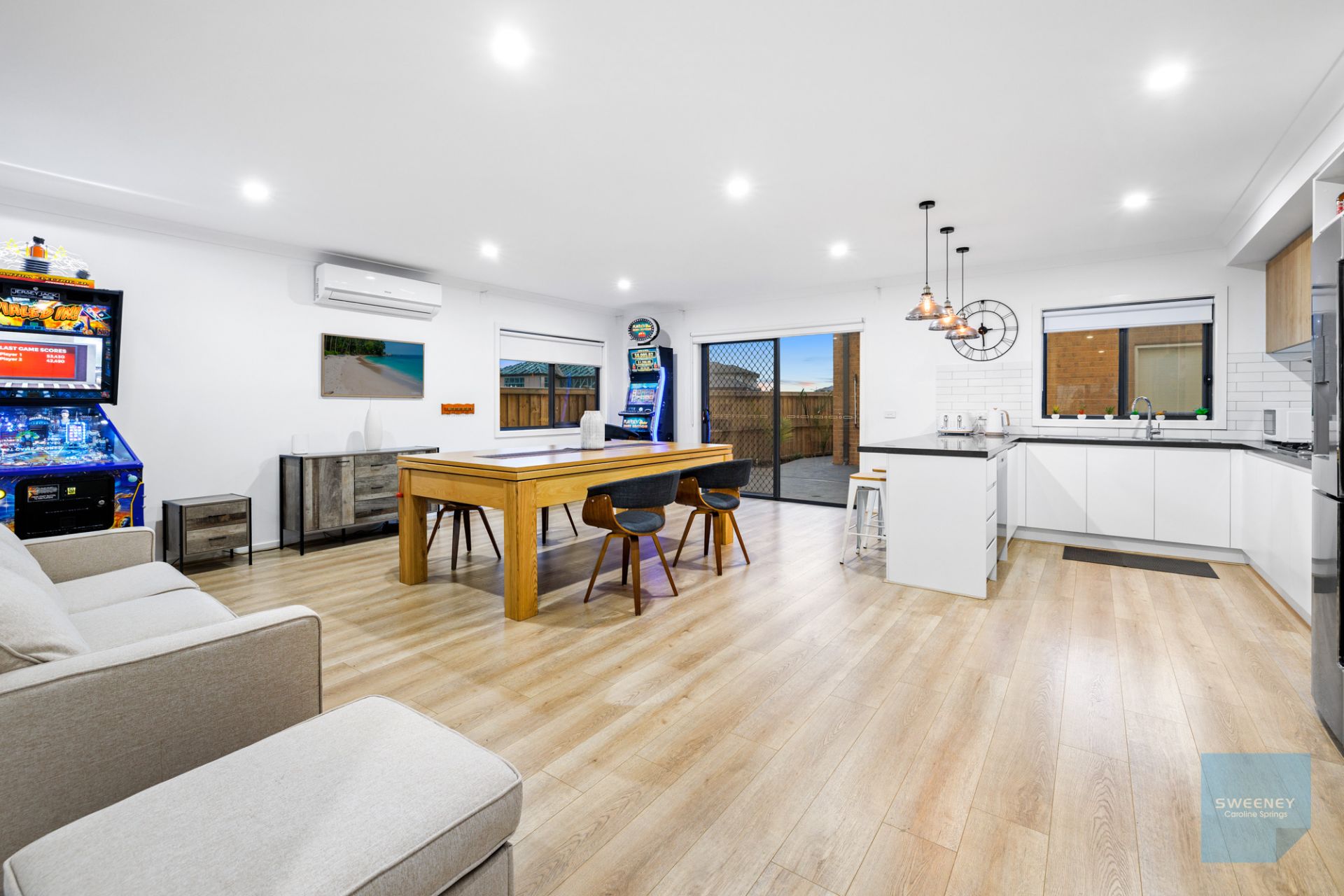 64 Mamic Boulevard, Fraser Rise - Thumbnail 8