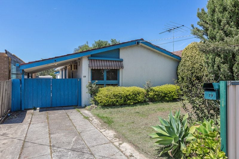 19 Merton Street, Altona Meadows - Thumbnail 2