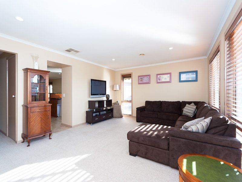 8 Burswood Court, Seabrook - Thumbnail 6