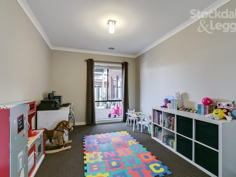 18 Coppice Street MERNDA, Mernda - Thumbnail 2