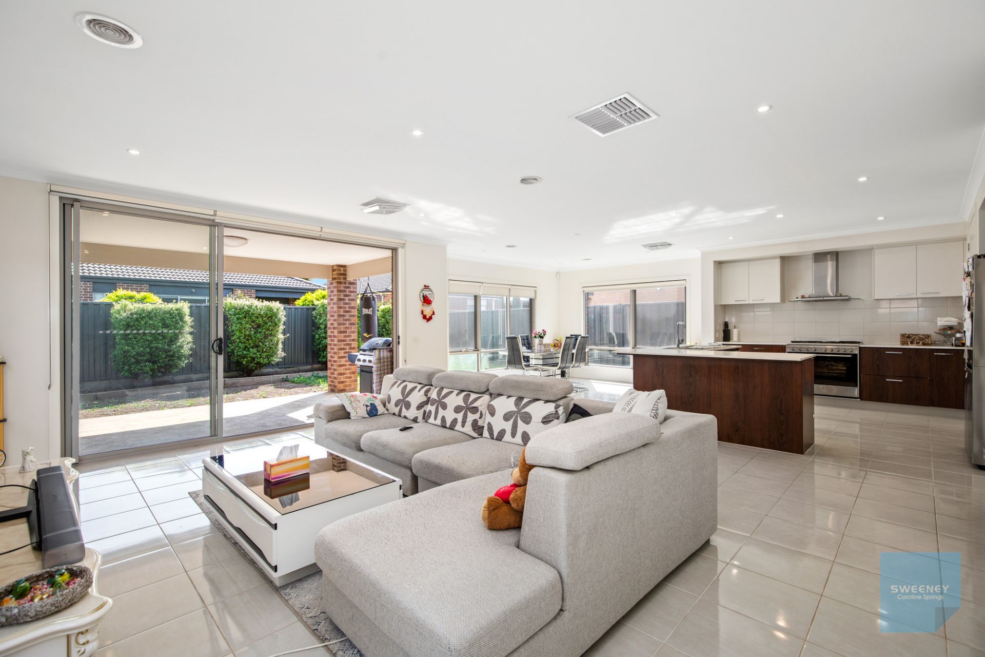 27 Aria Boulevard, Fraser Rise - Thumbnail 7