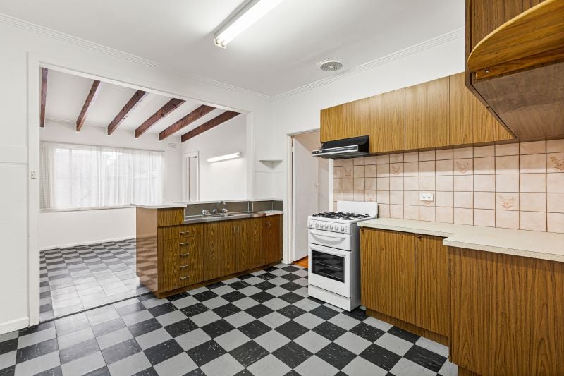 78 Lloyd Avenue, Reservoir
