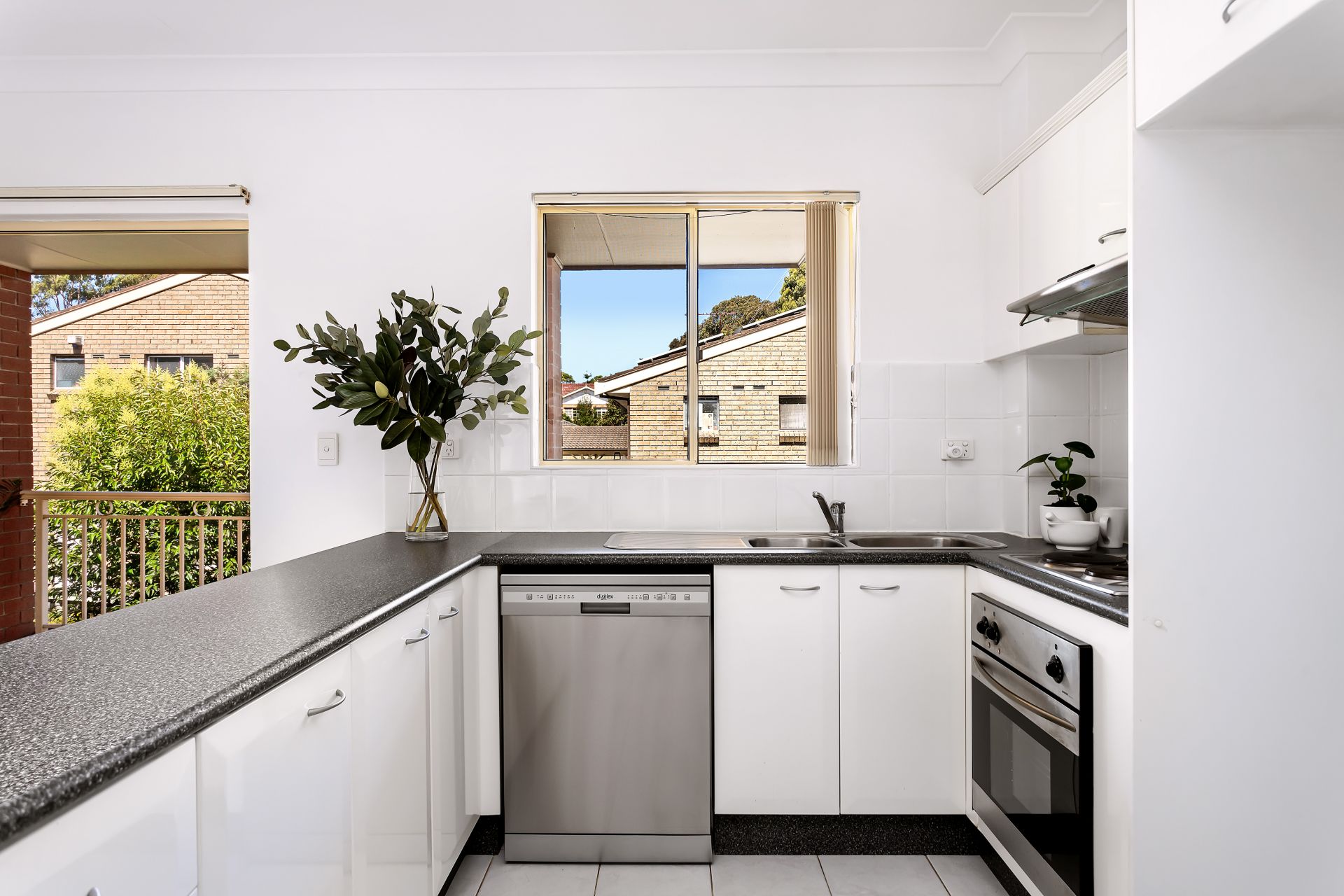 7/8-14 Gibbs Street, Miranda, Miranda - Thumbnail 4