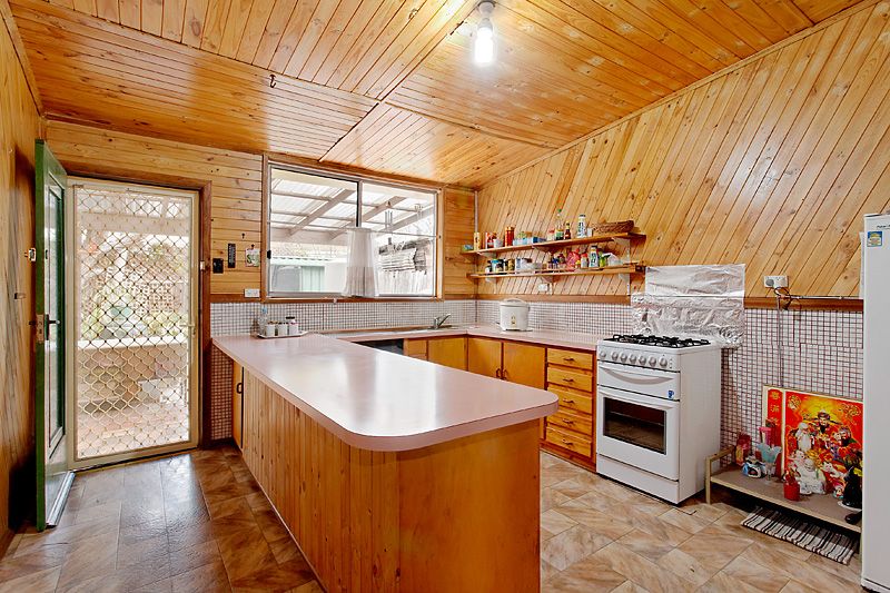 7 Newell Street, Footscray - Thumbnail 4