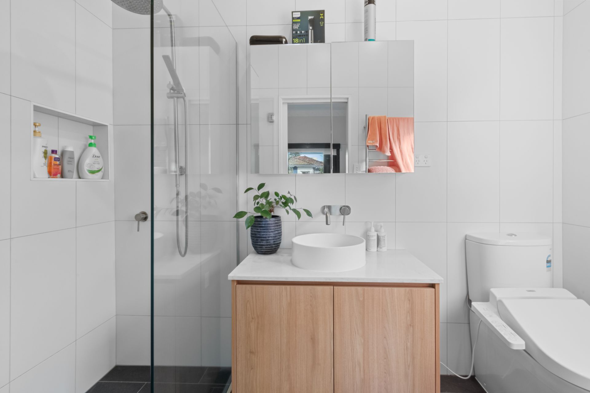 Stunning Renovated Home - FULLY FURNISHED.