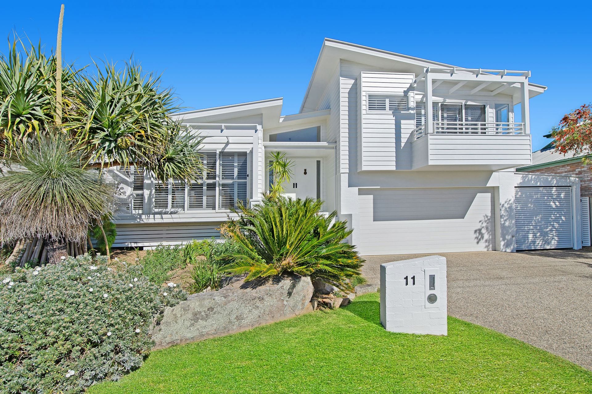 11 Grandview Parade Port Macquarie NSW, Port Macquarie - Thumbnail 2