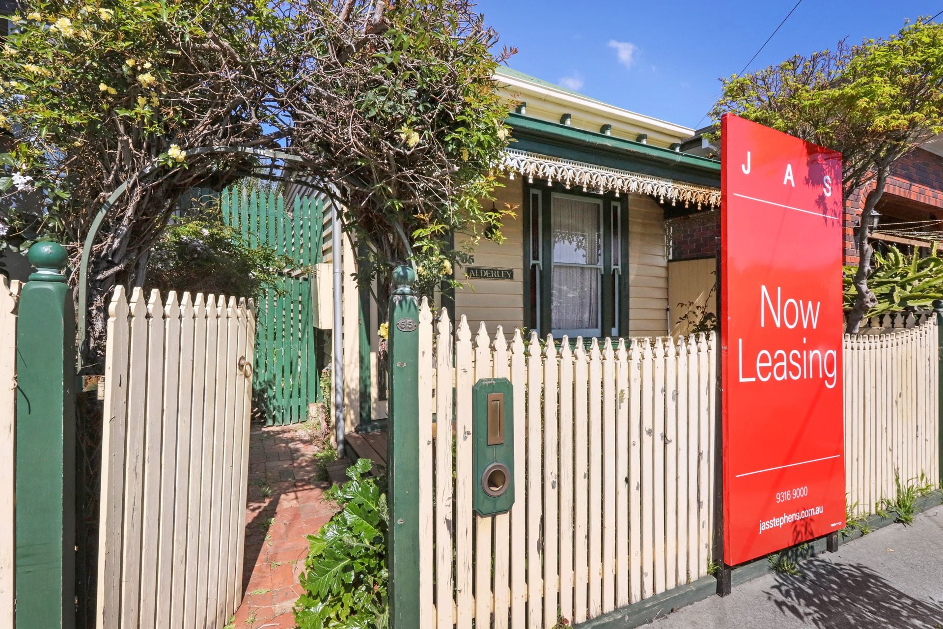 55 Sussex Street Yarraville VIC, Yarraville - Thumbnail 2