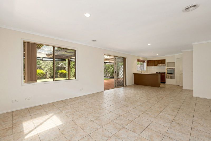 35 William McPherson Crescent, Seabrook - Thumbnail 8