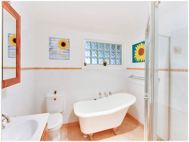 27 Tyne Crescent, North Richmond - Thumbnail 5