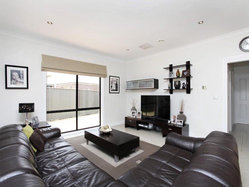 12 Whyalla Place, Burnside - Thumbnail 5