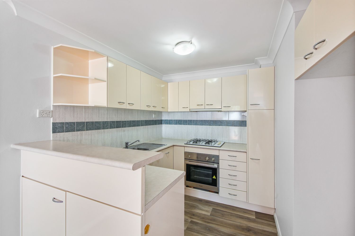 Three Bedroom Townhouse with Double Garage