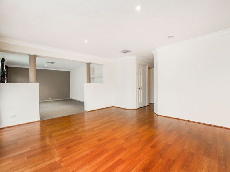 14 Oakview Parade, Caroline Springs - Thumbnail 7