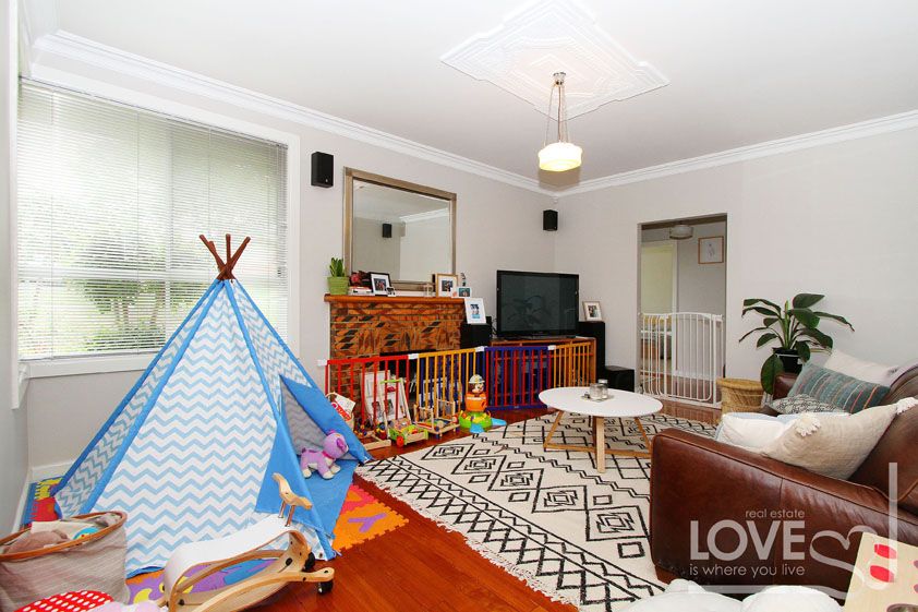 RENOVATED, SPACIOUS & COSY