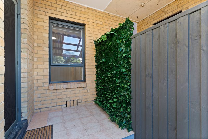 4/63 Pickett Street, Reservoir
