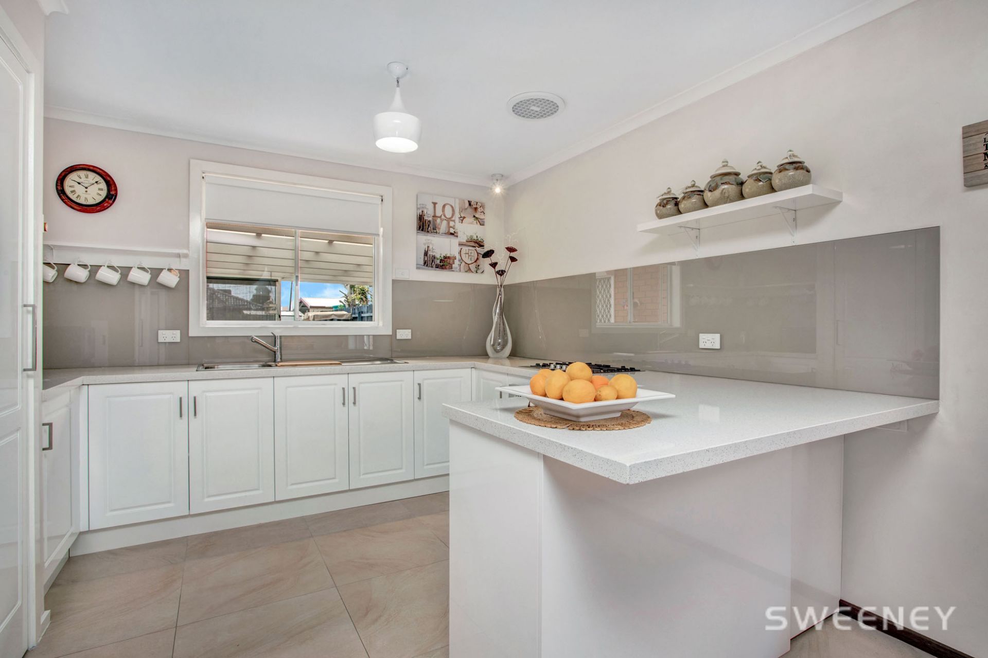 9 Southwick Boulevard, Altona Meadows - Thumbnail 4