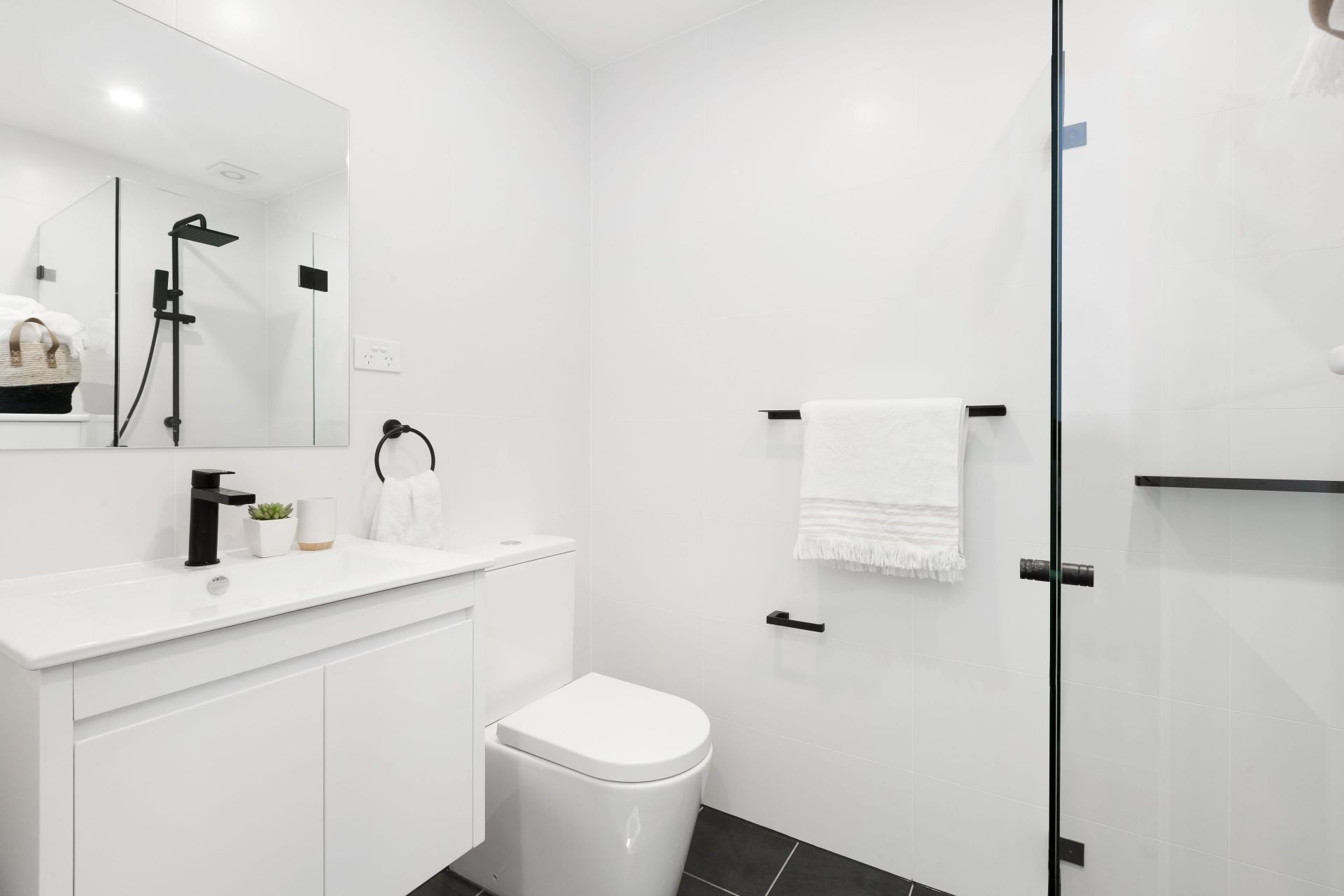 16 Ventura Avenue, MIRANDA, Miranda - Thumbnail 8