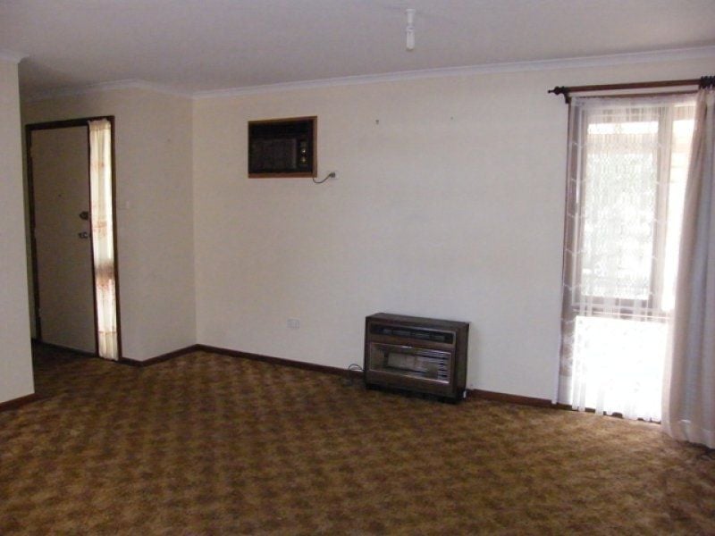 10 Burdikin Avenue MOUNT GAMBIER SA, Mount Gambier - Thumbnail 5