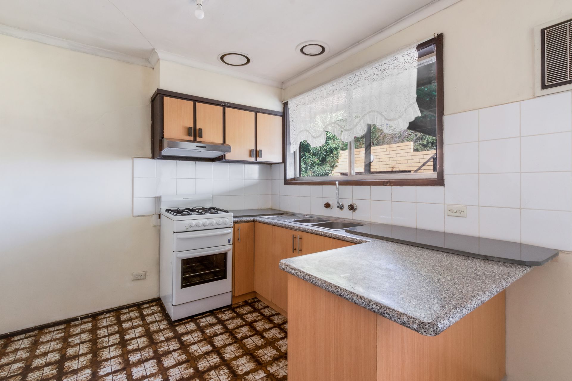 PRIME LOCATION MEETS AFFORDABILITY