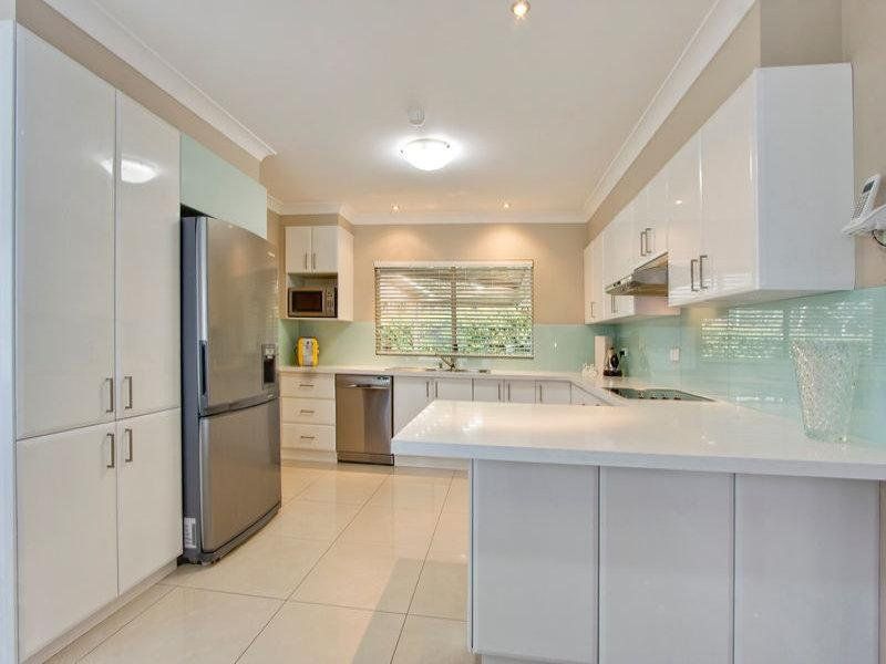 218 Lieutenant Bowen Drive, Bowen Mountain - Thumbnail 6