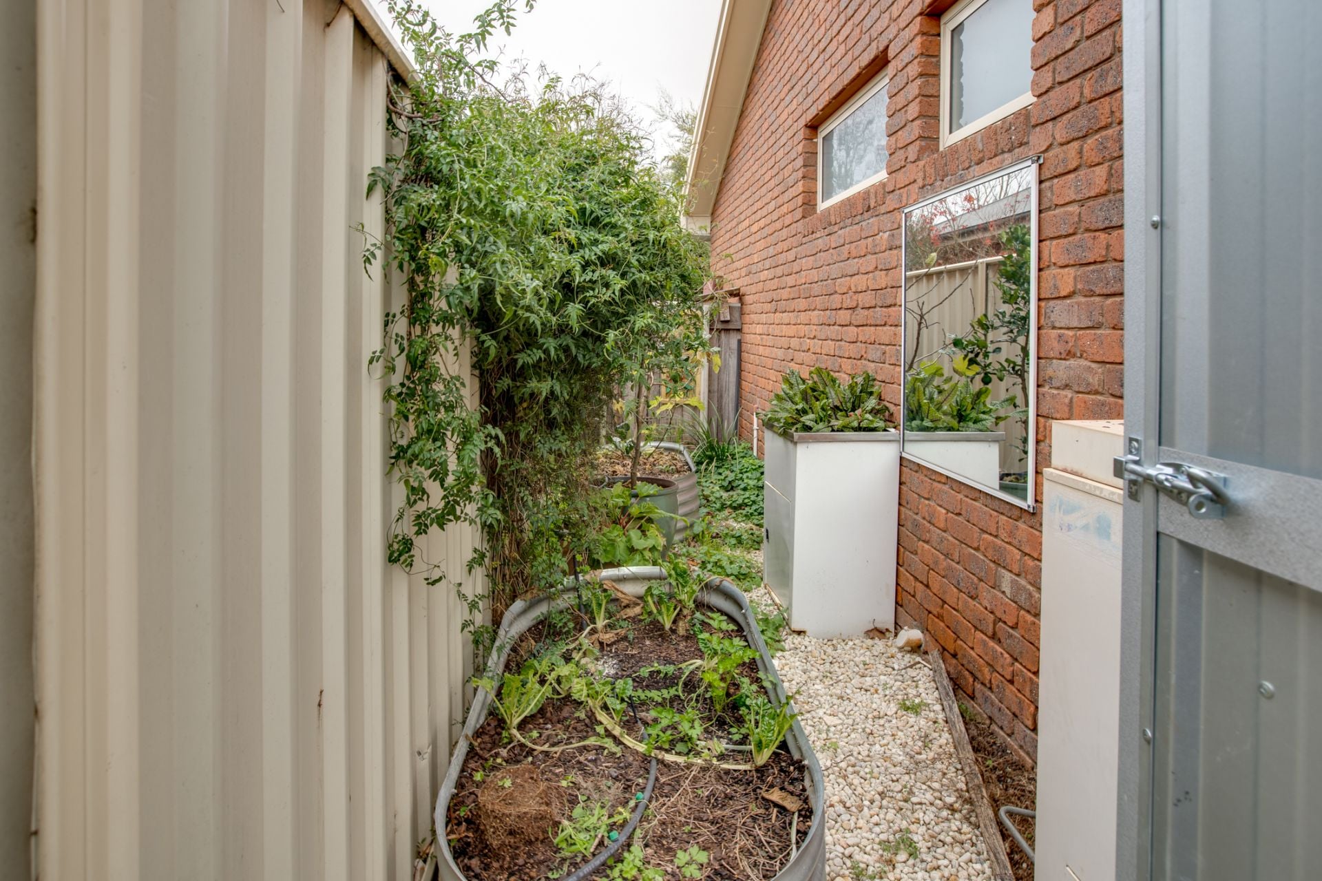 14/746 Wood Street, Albury Rudy Yonson Real Estate