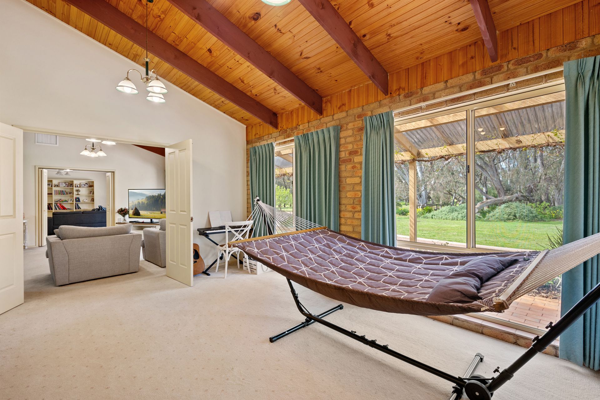 101 Carolyn Way, Maiden Gully Bendigo Ballarat Real Estate Pty Ltd