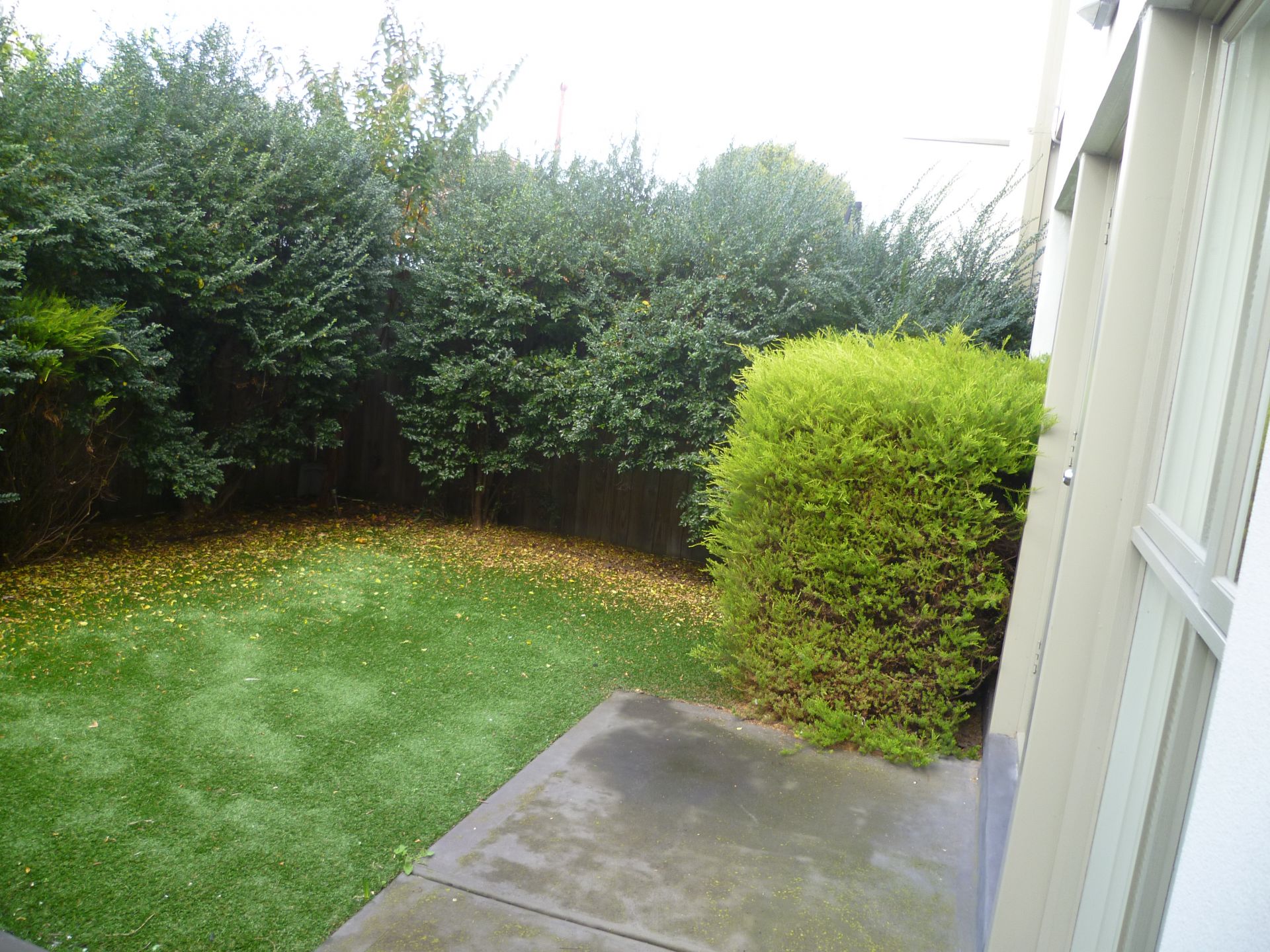 Light and Bright 3 Bedroom Townhouse