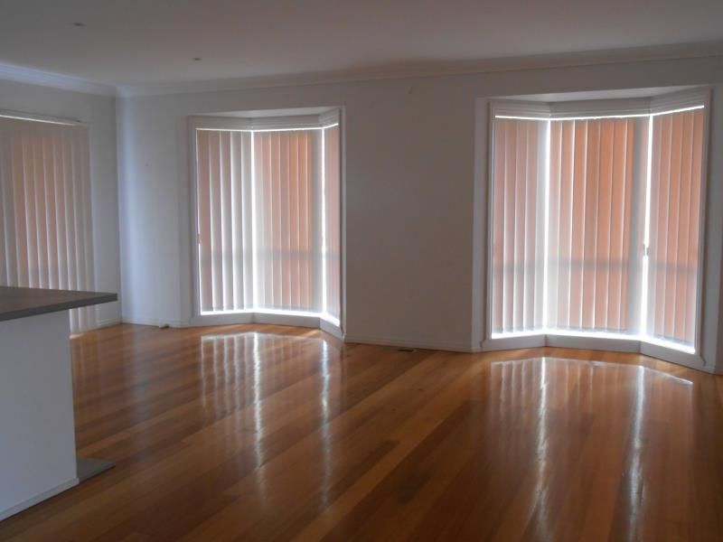 ATTRACTIVE HOME UNIT IN LUXURY LOCATION  - Price range $330 - $340pw  *Insp Sat 13th Sept @ 12:00pm*